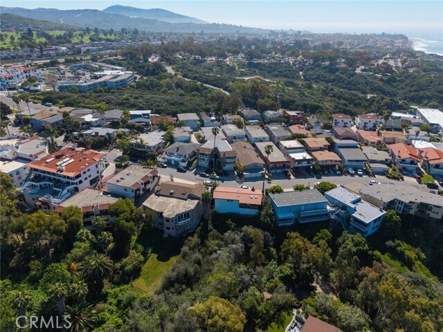 Building Photo - 214 Avenida Montalvo