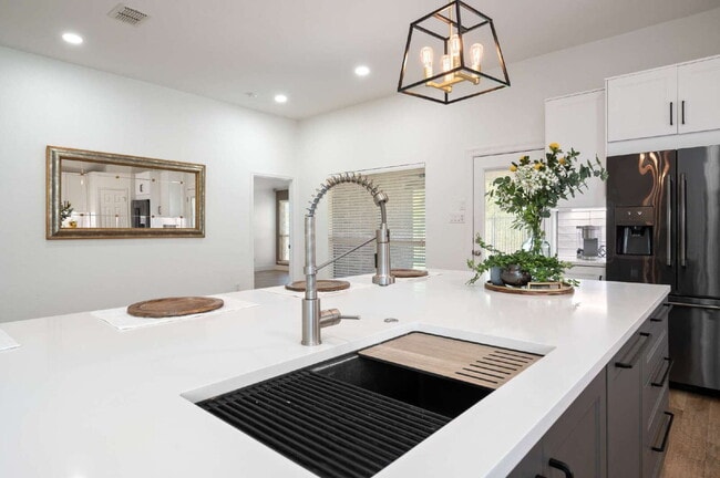 Building Photo - Renovated 4BR, Open Concept, Greenbelt Lot, Keller ISD