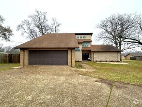 Building Photo - 3 Bedroom 2 Bath Home in Bullard ISD!