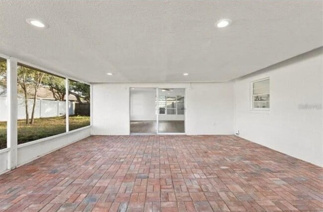 Building Photo - 14915 Gentilly Pl