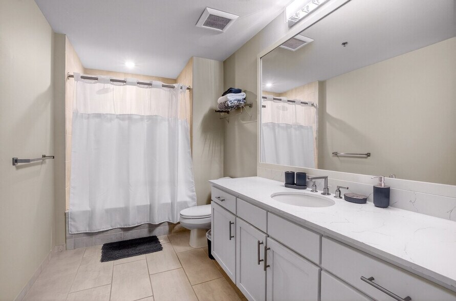 Building Photo - 112 N Boston Ave