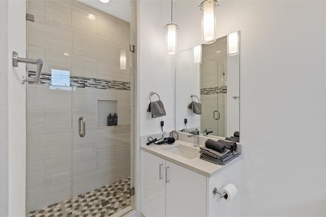 Building Photo - 1120 Galveston Ave