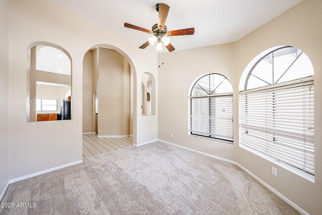Building Photo - 15704 Cholla Dr