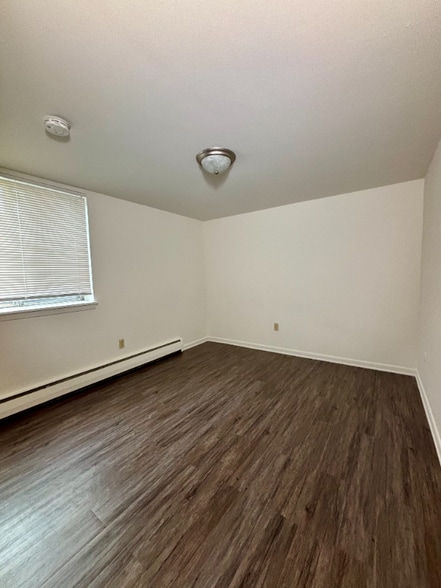 Building Photo - 2715 Eggert Rd