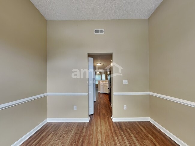 Building Photo - 182 Bonnie Woods Dr