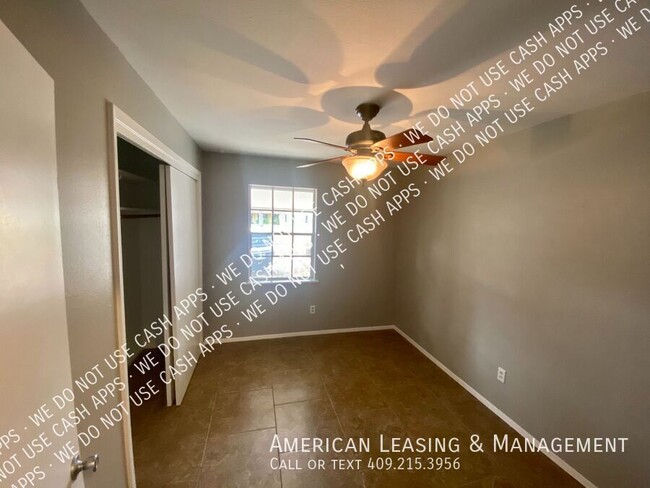 Building Photo - ** COMING SOON 12.15.24 ** 3-Bedroom, 2-Ba...