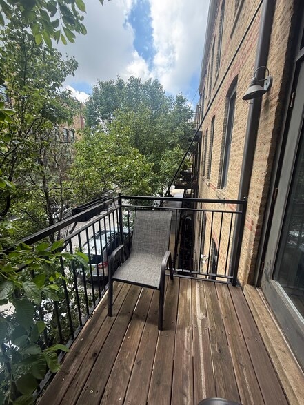 Building Photo - 1501 N Bosworth Ave