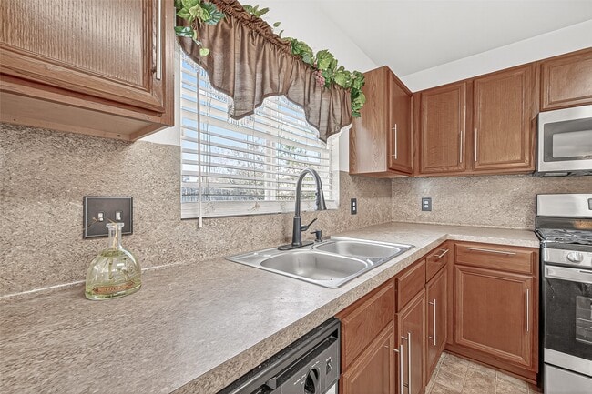 Building Photo - 11035 Vanilla Ridge Ct