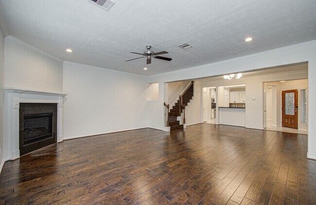 Building Photo - 4908 Crawford St