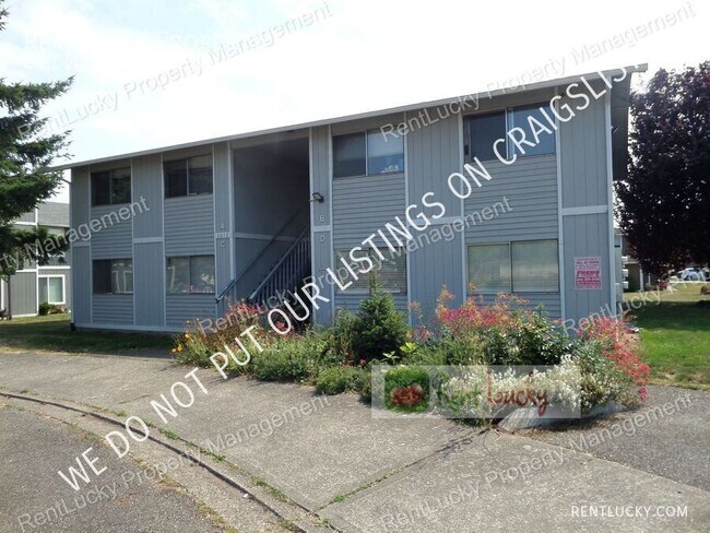 Building Photo - 2612 Laukala Pl