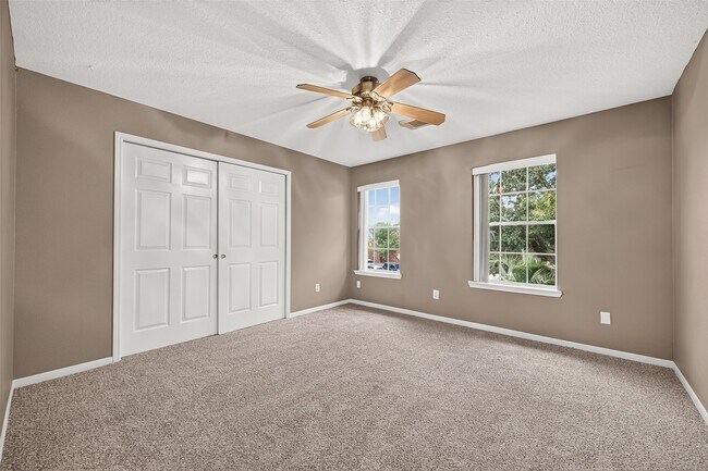Building Photo - 14402 Barker Pelican Ct