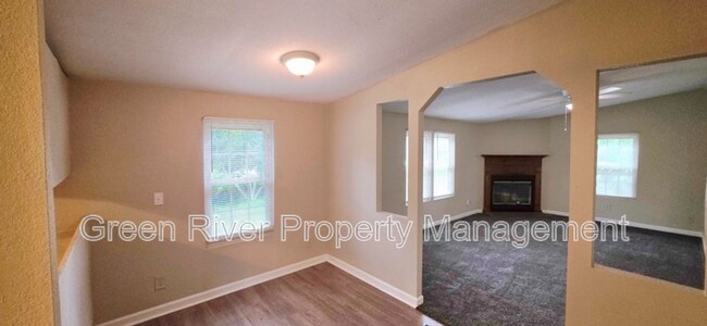 Building Photo - 5348 Otter Lane
