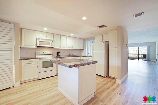 Building Photo - 1036 US-1
