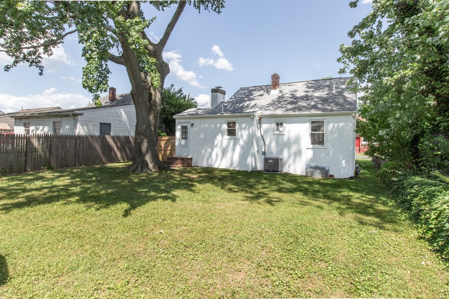 Exterior Back - 114 Harding Ave