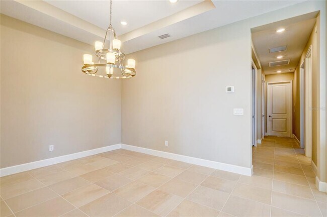 Building Photo - 6094 Mesa Gln