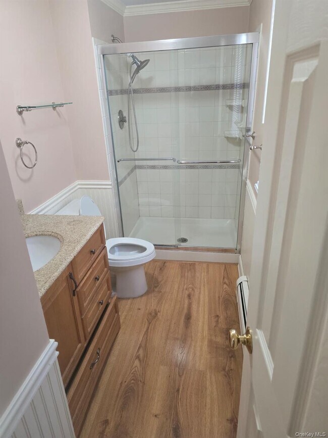 Building Photo - 276 Quaker Rd