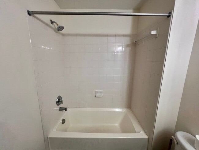 Building Photo - 357 Rolkin Rd