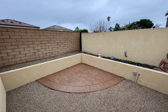 Building Photo - North Hollywood 4BR/3BA Home with Gated Entry and Private Yard