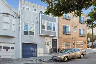 Building Photo - Gorgeous 3 bedroom, 2 and a half bathroom condo in Bernal Park for rent!