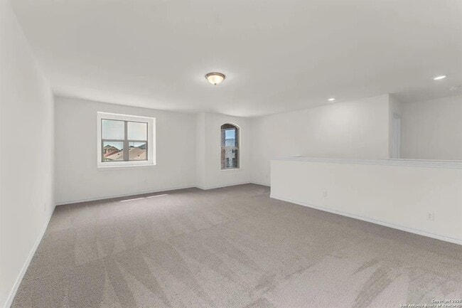 Building Photo - 412 Deer Crest Dr