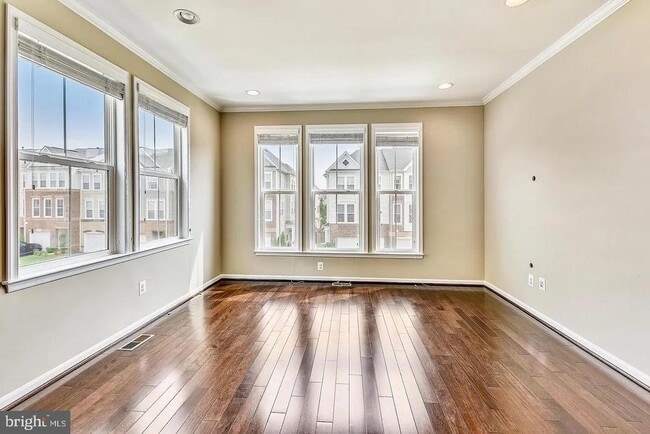 Building Photo - 21771 Harroun Terrace