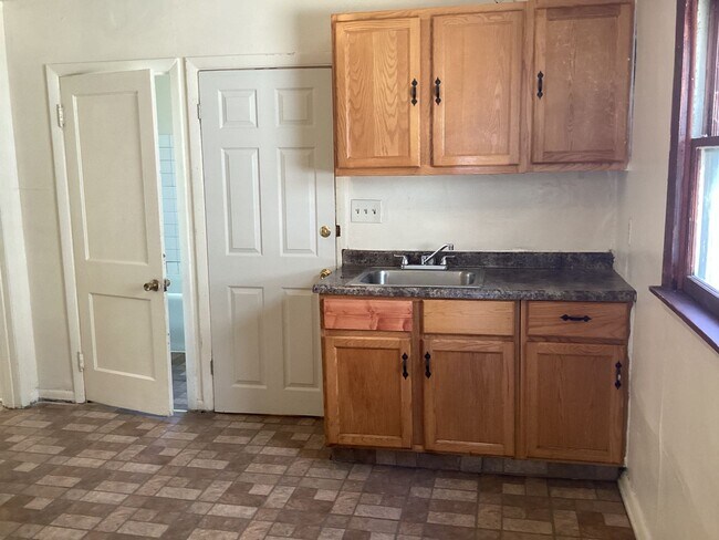 Building Photo - 4228 W Bonny Pl