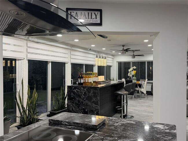 Building Photo - 11240 NW 43rd St