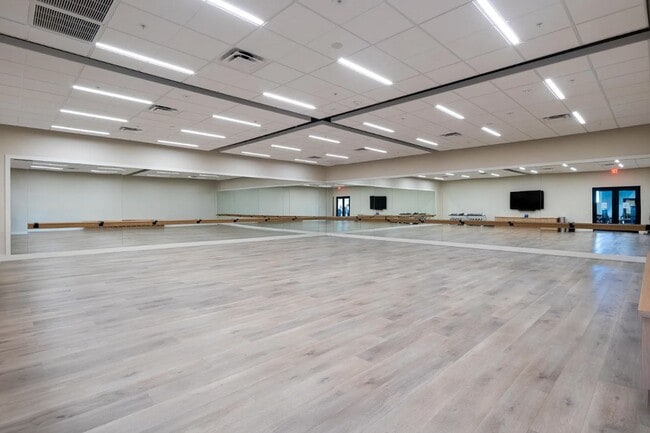 Building Photo - Beautiful 2-Bed, 2-Bath Condo in Gainey Ranch!