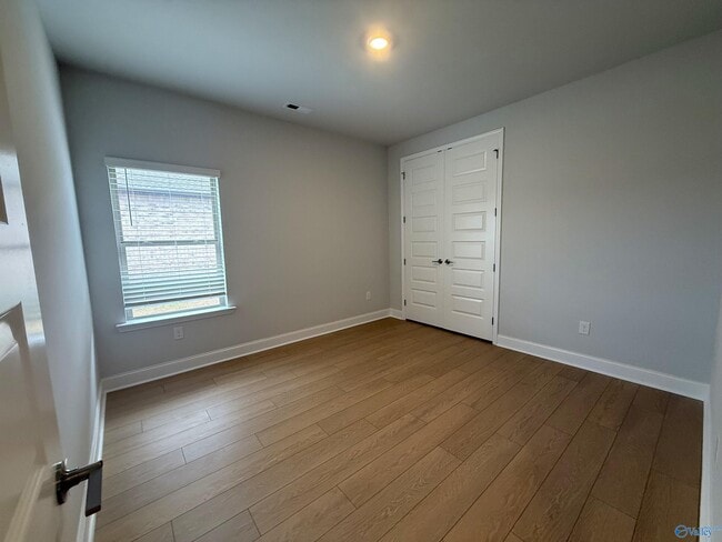 Building Photo - 22882 Ansley Dr