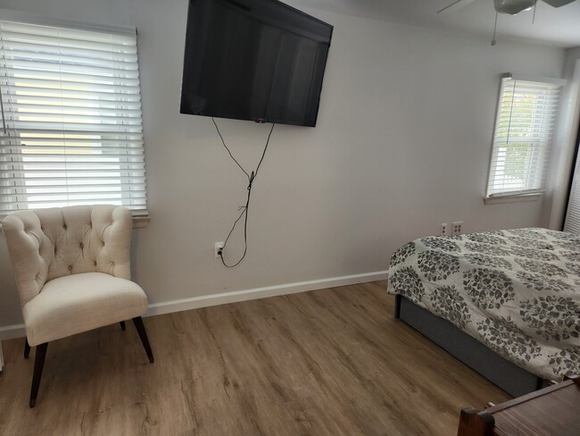 Primary bedroom on the main level - 1204 Lossing Ave