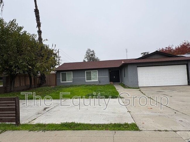 Building Photo - 1937 Chinowth St