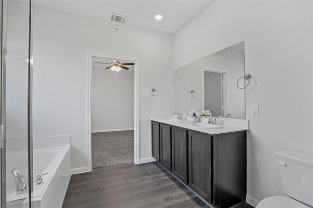 Building Photo - 3911 Nature Ct