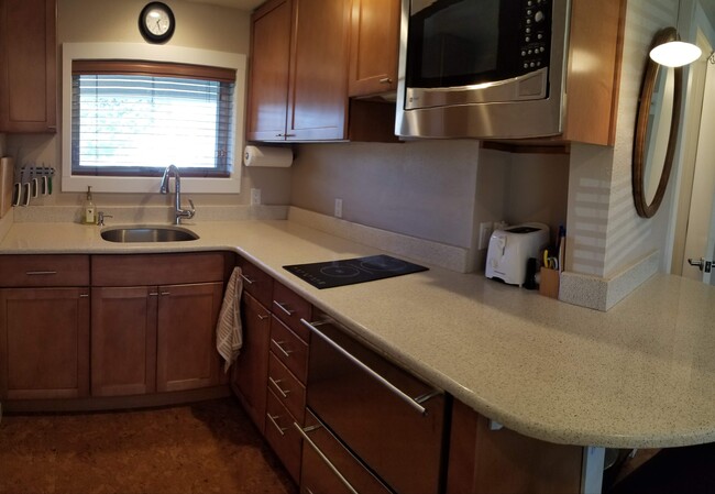 Building Photo - Twelfth Street Apartments