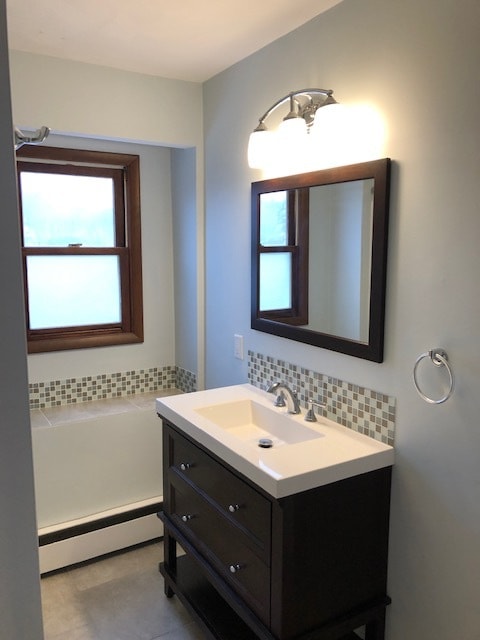 bathroom - 158 Albany Ave