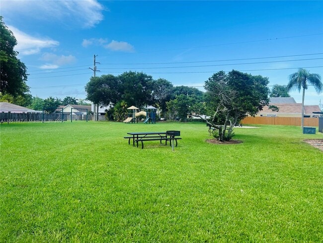 Building Photo - 12506 SW 147th Terrace