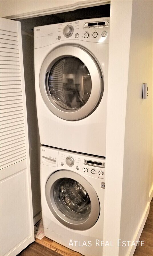 Building Photo - 1568 Youngfield St