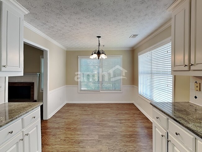 Building Photo - 900 Cline Petty Way