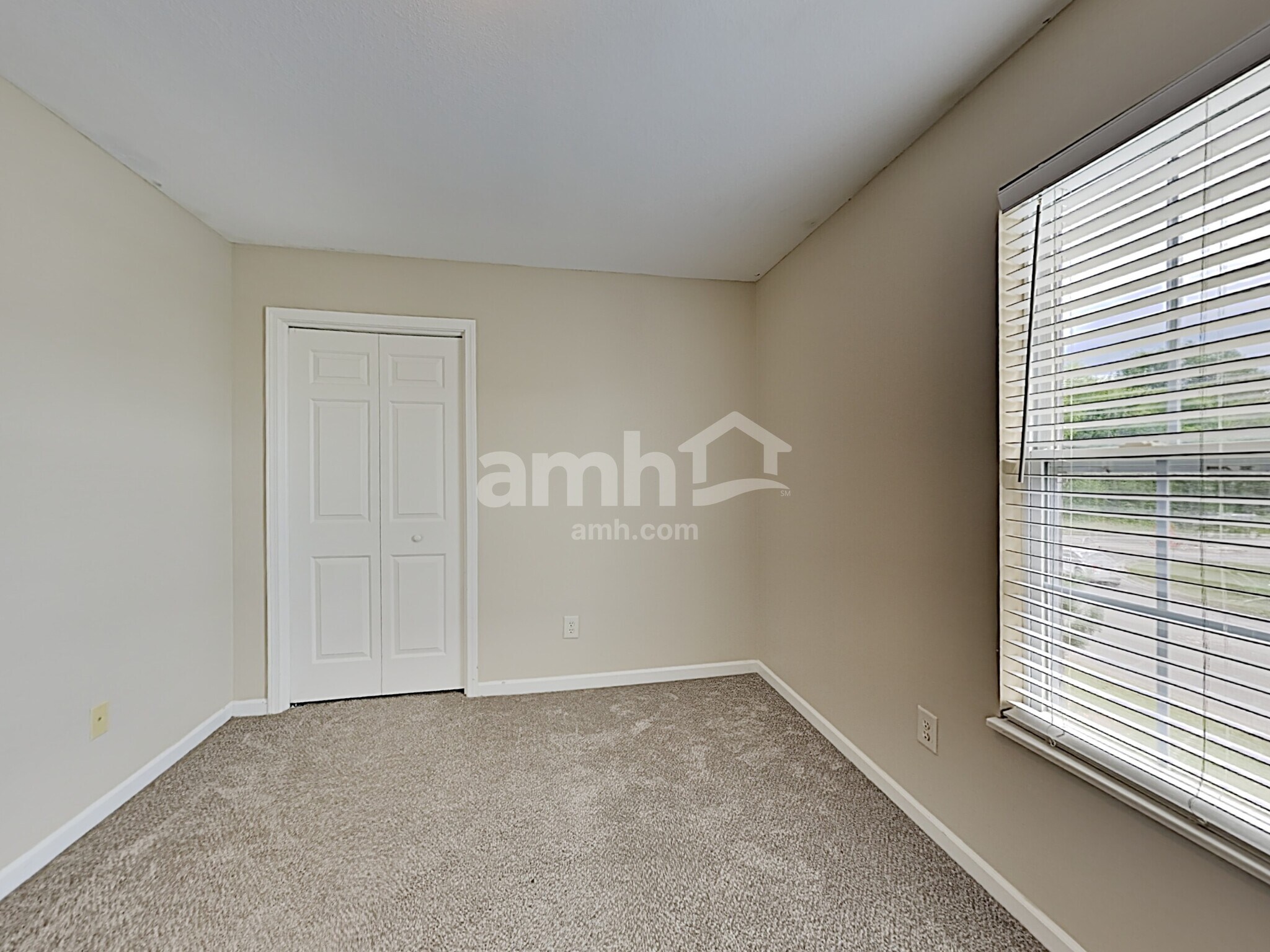 Building Photo - 4301 Aylesbury Dr