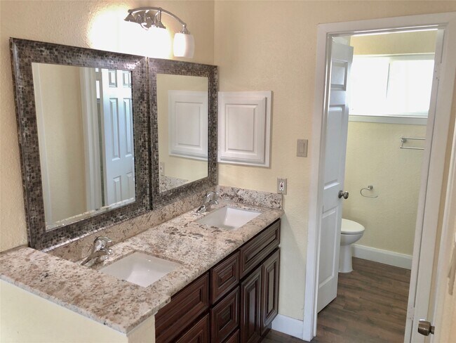 Building Photo - 1903 Brushy Creek Dr