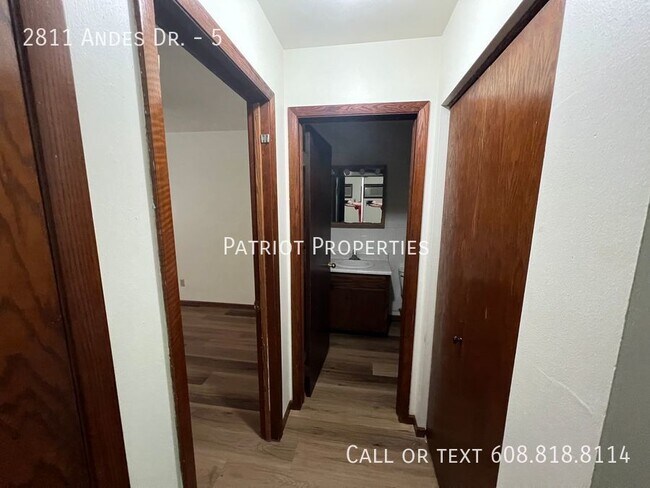 Building Photo - 2811 Andes Dr
