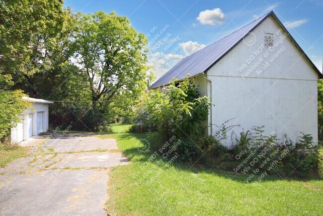 Building Photo - 6 br, 2.5 bath House - 5303 OH-257 St