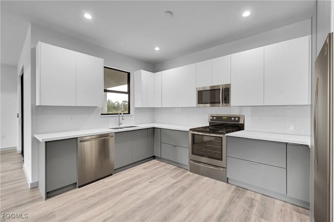 Building Photo - 1024 Halby Ave S