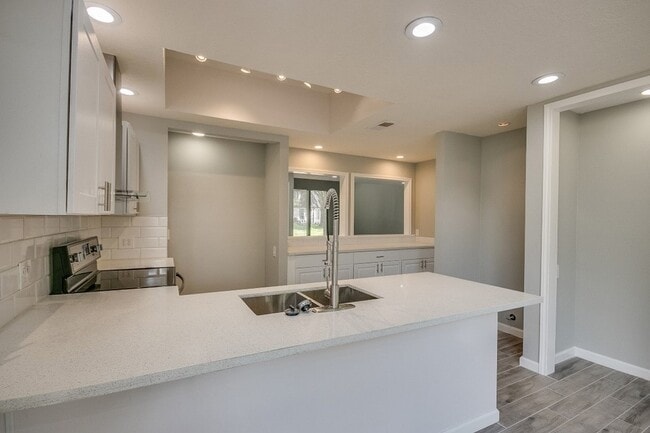 Building Photo - 923 Cranberry Hill Ct