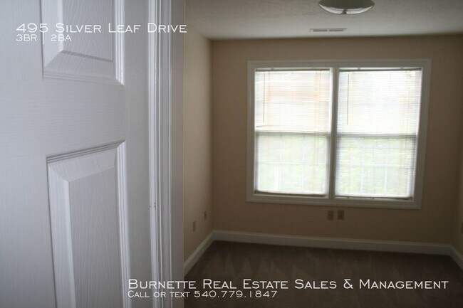 Building Photo - Christiansburg Townhome