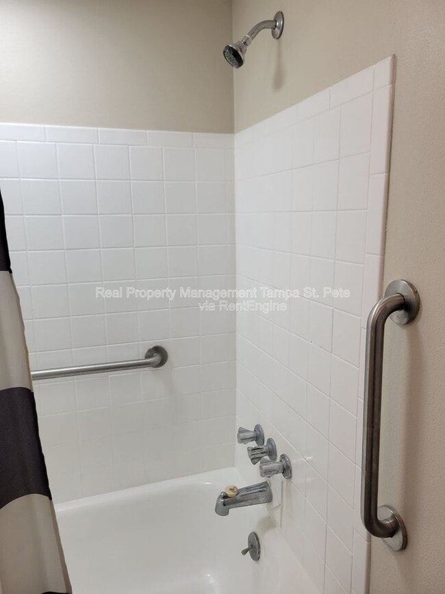 Building Photo - 12231 Magnolia Grove Ln