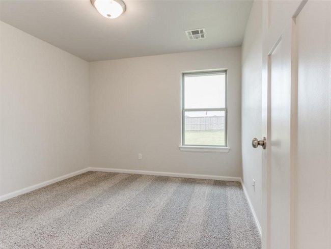 Building Photo - You Could Call This Beautiful 4-Bed, 2-Bat...