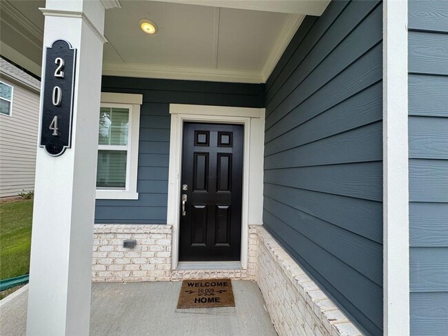 Building Photo - 204 Peregrine Point