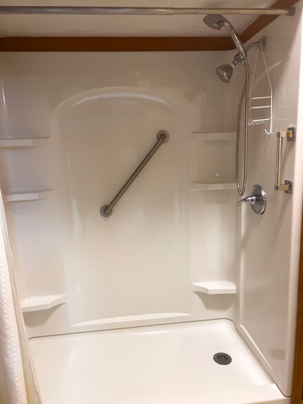 Building Photo - 26 Orchard Ave