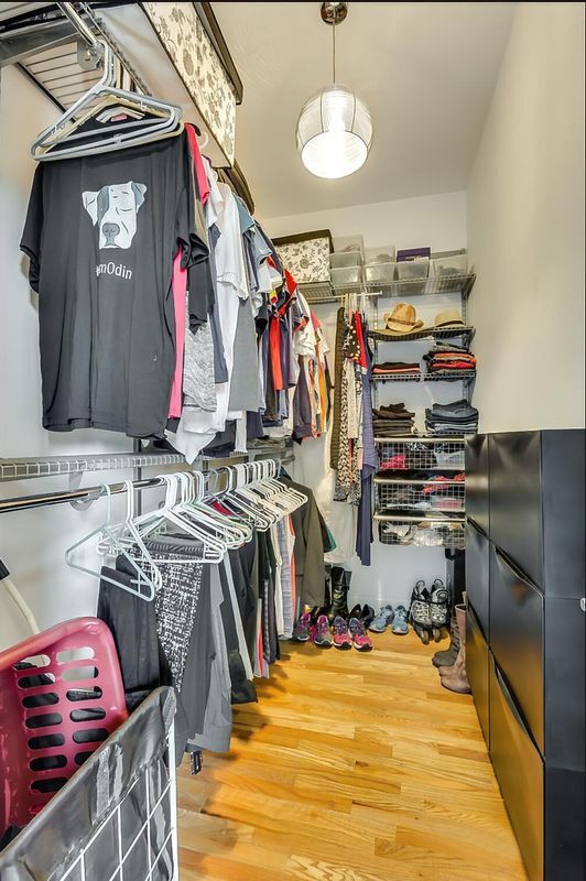 Building Photo - 2740 W Belmont Ave