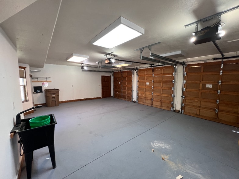 Building Photo - 14648 S Pristine Vw Cv